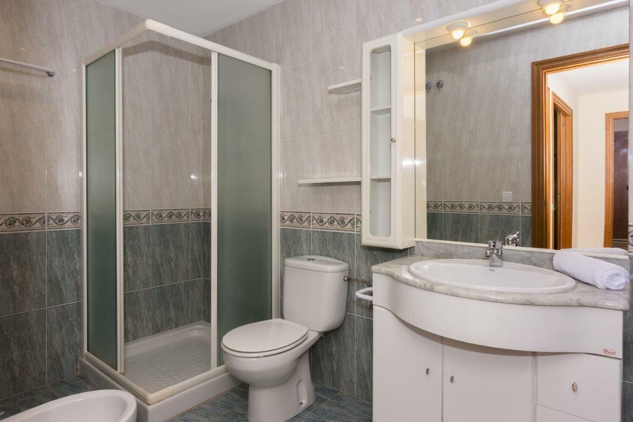 Homeholidaysrentals Salvador Pineda de Mar Luaran gambar